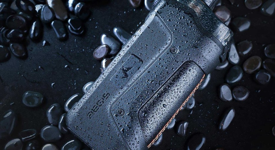 Особливості та дизайн ГікВейп Аегіс Буст Плюс